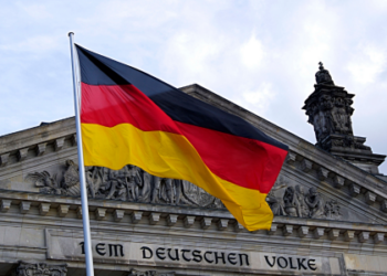 Germania impune restricții pentru bărbați: plecările din țară, controlate de armată