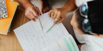 Un elev din doi se blochează la calcule simple: realitatea din școlile din România