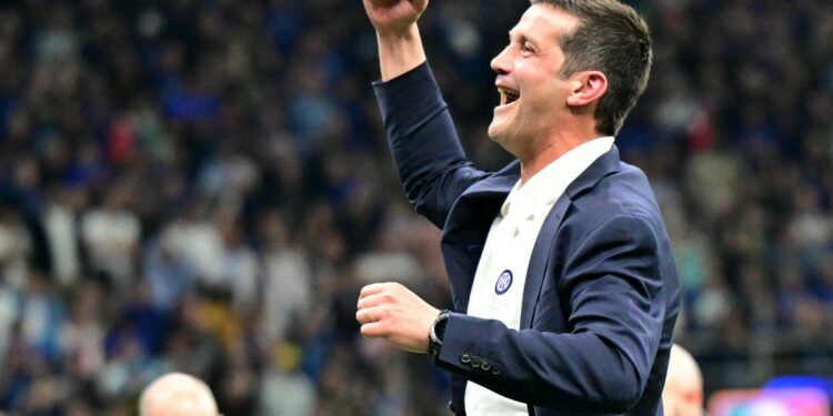 Chivu câștigă titlul Seriei A cu Inter Milano