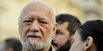 Gelu Voican Voiculescu și-a dat fiica în judecată pentru un conac din Sibiu. Fostul vicepremier a recunoscut că vânzarea a fost fictivă
