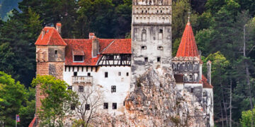 Castelul Bran are un nou proprietar majoritar. Cine este americanul care administrează și Graceland, casa lui Elvis Presley