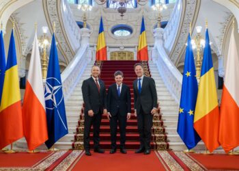 Liderii NATO se reunesc astăzi la București pentru Summitul B9