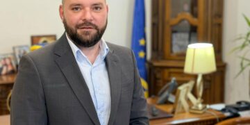 USR Sector 5 îi cere demisia lui Vlad Popescu Piedone după excluderea din PUSL: „Cetățenii au dreptul să știe adevărul”