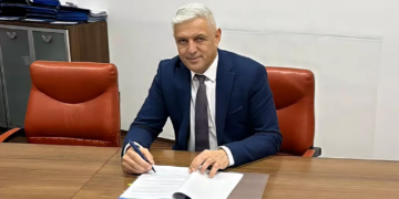 Fost primar PSD, condamnat definitiv după ce a hărțuit sexual o angajată de 20 de ani. Ce i-a promis în schimbul favorurilor sexuale