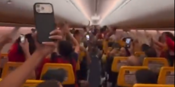 Pasagerii unui avion au aflat în zbor că Spania a câștigat Cupa Mondială