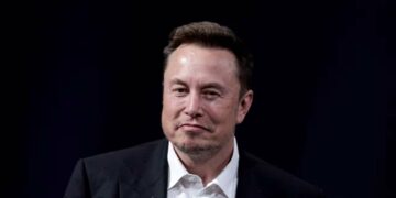 Zelenski îi acordă lui Elon Musk Ordinul Libertății