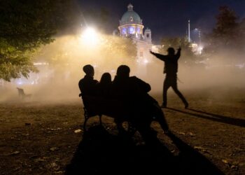 Alegeri decisive în Serbia și Bulgaria.Vučić pierde, iar Bulgaria merge la turul doi
