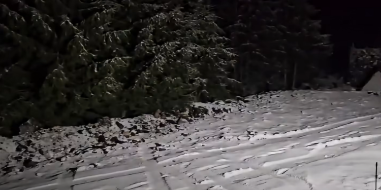 Ninge în România. Drumarii intervin cu utilaje