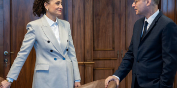 „Ministră” sau „ministru”? Ioana Ciocan a cerut un punct de vedere Institutului de Lingvistică